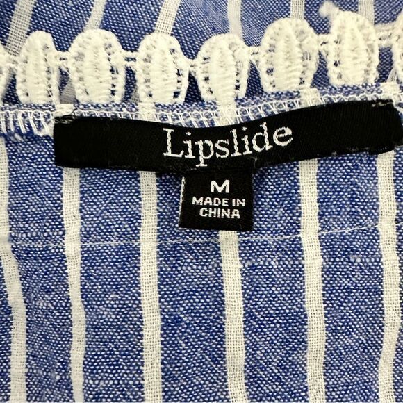 Lipslide blue and white striped off the shoulder top. Size M - Picture 5 of 6